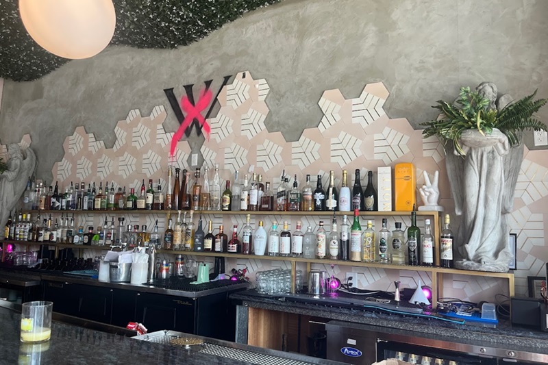 When Does Wonderland Kitchen And Cocktails Open